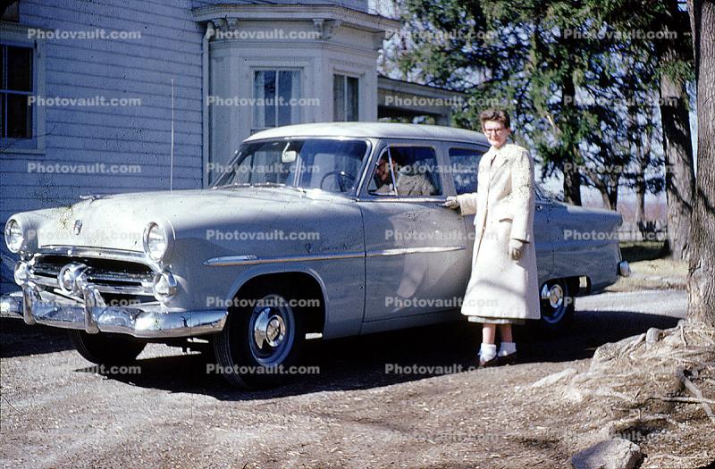 Ford, Parked Car, Woman, Female, Coat, automobile, Larchmont, Long Island New York, 1947, 1940s