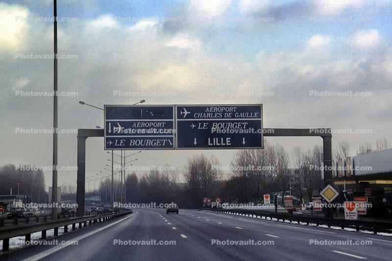 Aeroport Charles De Gaulle, road, roadway, January 1986