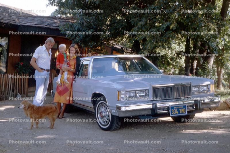 Family, Man Woman, Daughter, Mother, Father, Golden Retriever, Ford, car, automobile, vehicle, 1970s