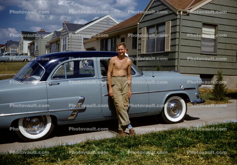 Ford Sedan, whitewall tires, car, automobile, Homes, Houses, Suburbia, suburbs, July 1955, 1950s