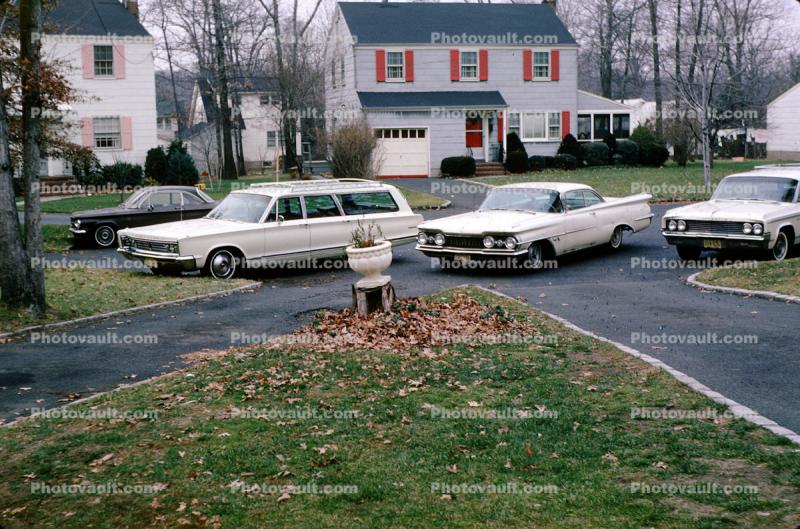 Cars, Cul-de-sac, Livingston New Jersey, December 1965, 1960s