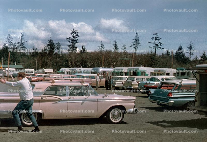 1959 Ford Fairlane 500, 4-door sedan, Campground, trailers, Ocean City, 1950s