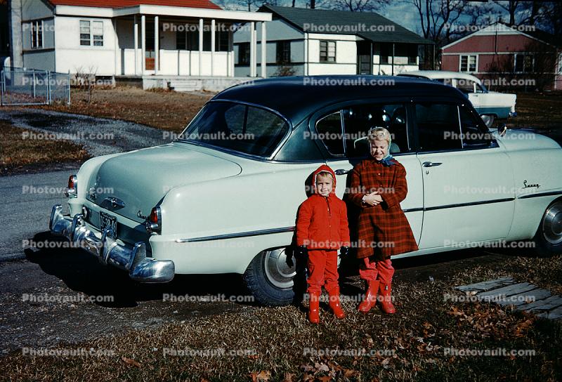 1954 Plymouth Savoy, girls, sisters, Winter Cold, boots, coats, December 1959, 1950s