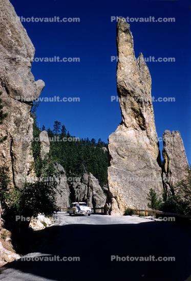 Needles Highway, rock formation, geoform, car 