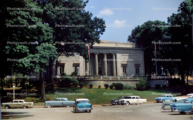 The Battle of Atlanta Museaum Building, Cars, 1950s