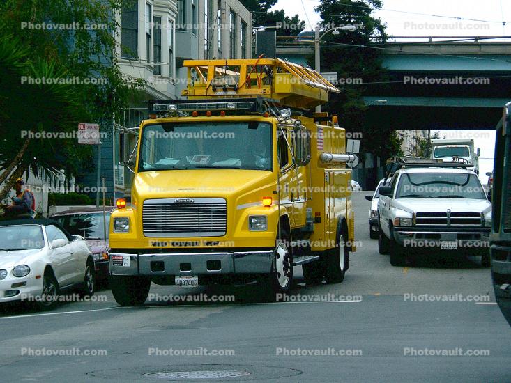 Freightliner, Electric Bus Cable Repair Truck, 17th Street, MRO