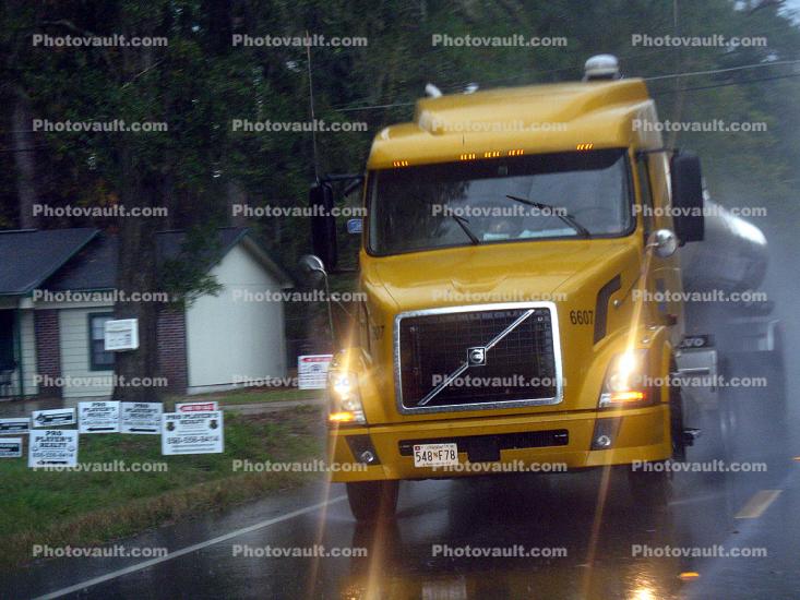 Volvo Truck, Windshield Wipers, Tanker, rain, inclement weather, wet, slippery, Rainy, Bad Driving Conditions, Precipitation, road