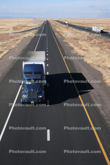 Kenworth, Interstate Highway I-40, Roadway, Road, (Route-66), Semi-trailer truck, Semi