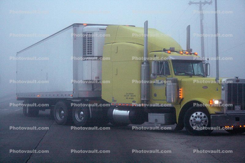 Peterbilt, Semi-trailer truck, Semi