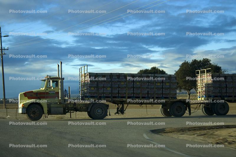 Peterbilt, Farm Products bulk carrier