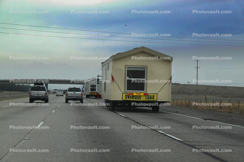 Oversize Load, Wideload, Trailer Home, Interstate Highway I-5, near Grapevine, California