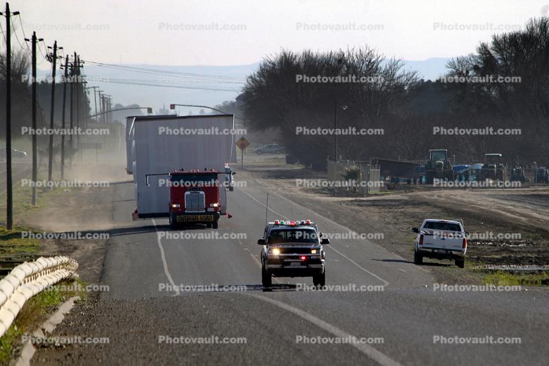 County Road 269, Oversize Load, near Lemoore and Five Points