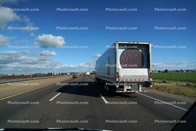 Oreao Cookie Semi Trailer Truck