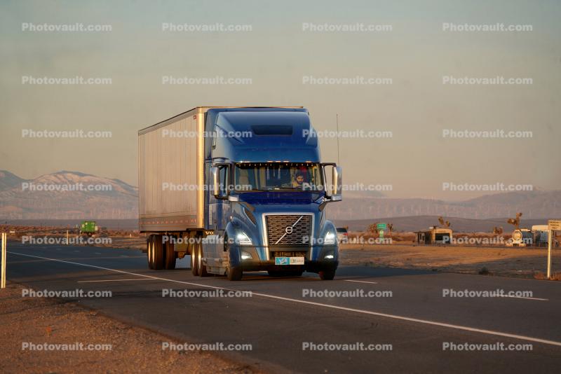 Mojave-Barstow Highway 58, Volvo Semi, 