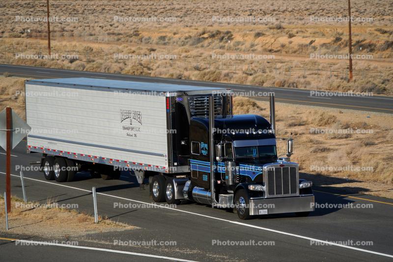 Peterbilt Semi Trailer truck, Highway 58