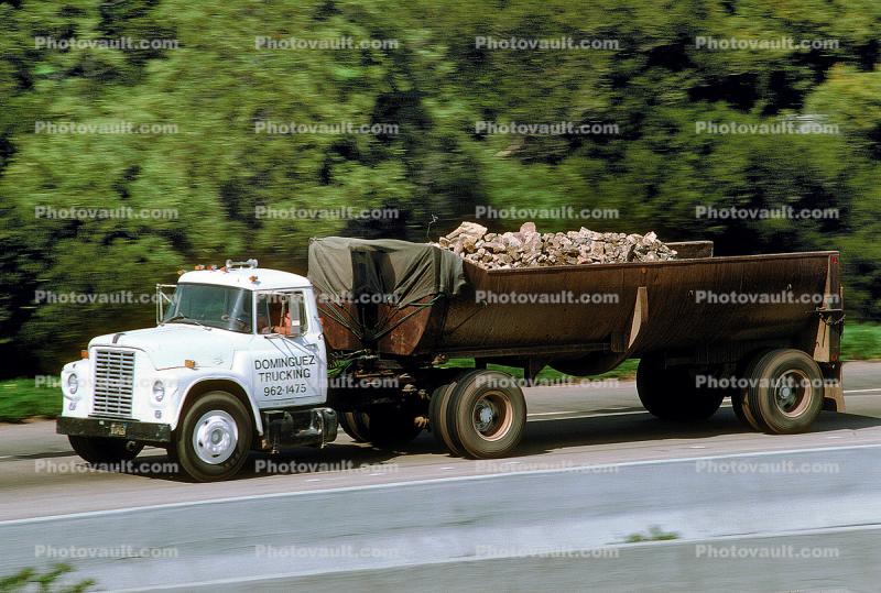 Dominguez Trucking, International Truck, dump truck, US Highway 101