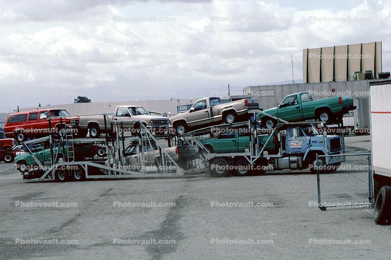 Car Carrier, pick-up trucks