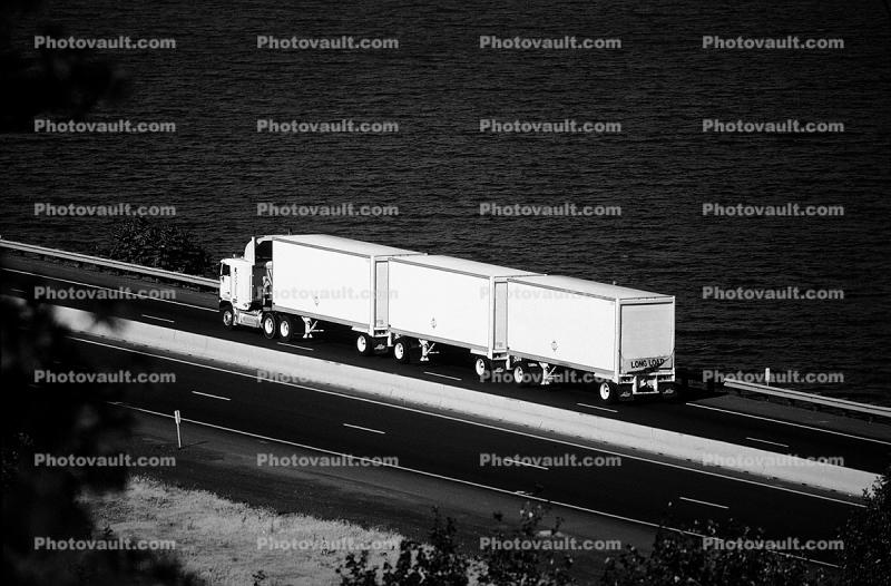 Triple Trailer, Truck train, Semi, Columbia River, Interstate I-84, Long Load