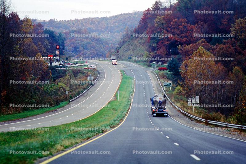 Highway-28, near Bryson City, Kentucky, Autumn Trees, autumn