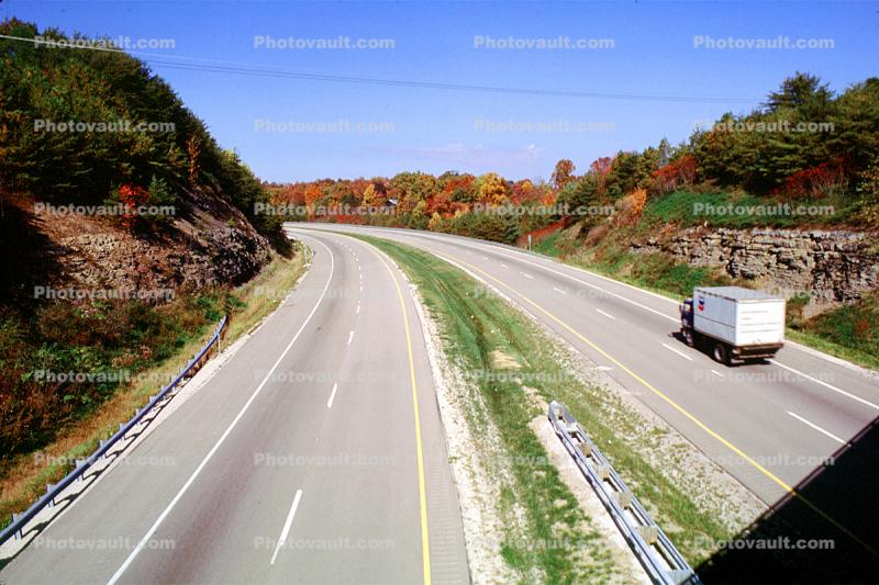 Highway 402, north of Hazard, autumn