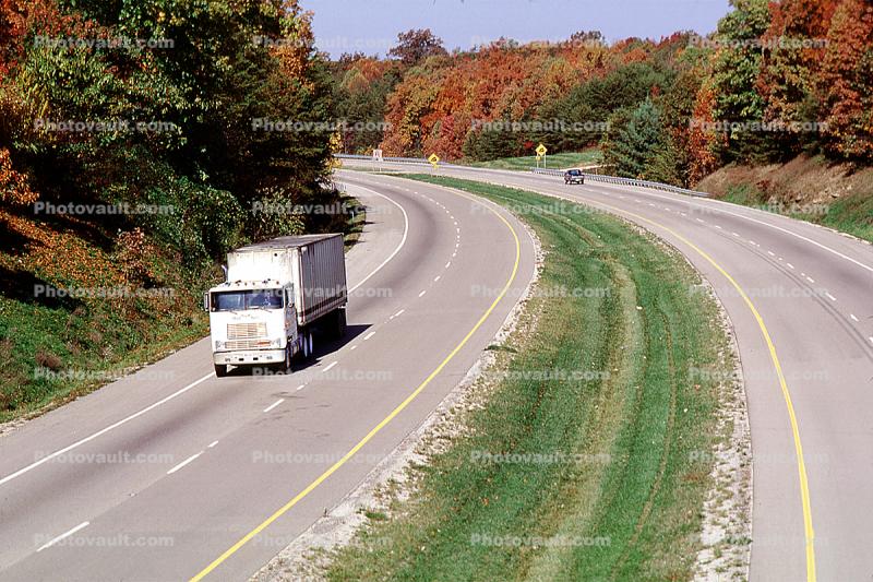 Curve, Highway 402, north of Hazard, Semi-trailer truck, autumn, Semi