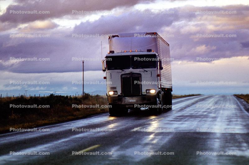 Kenworth, near Alamogordo, highway-54, Truck, Clouds, Rain, Semi-trailer truck, Semi