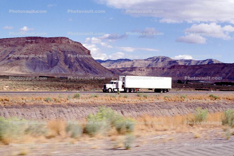 east of Green River, Interstate Highway I-70, Semi-trailer truck, Semi