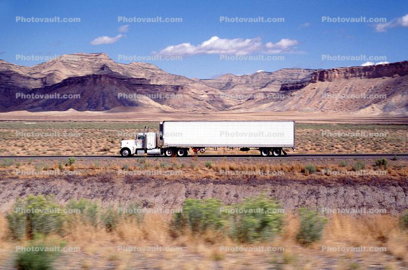 east of Green River, Interstate Highway I-70, Semi-trailer truck, Semi