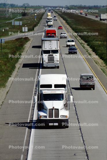 Kenworth, Highway I-5, Interstate Highway I-5, south of Sacramento, Semi-trailer truck, Semi