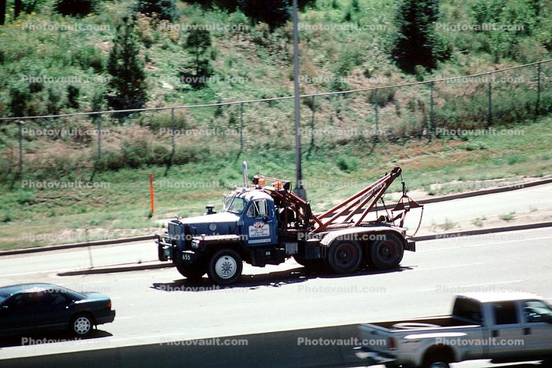 tow truck, Denver, Interstate Highway I-25, Towtruck