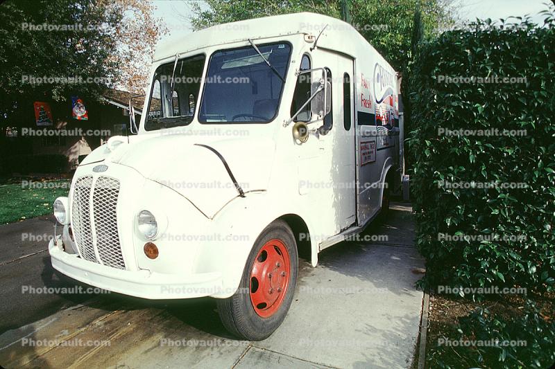 Divco, Home Delivery Milk Truck, Detroit Industrial Vehicles Company, Dairy
