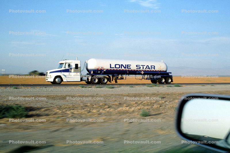 Lone Star Natural Gas Transport, Interstate Highway I-5 near the Grapevine