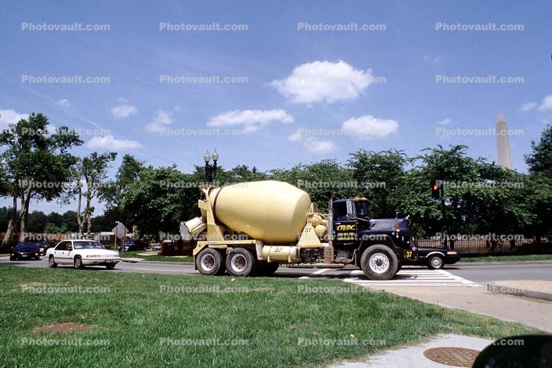 Concrete Cement Mixer, Mack Truck