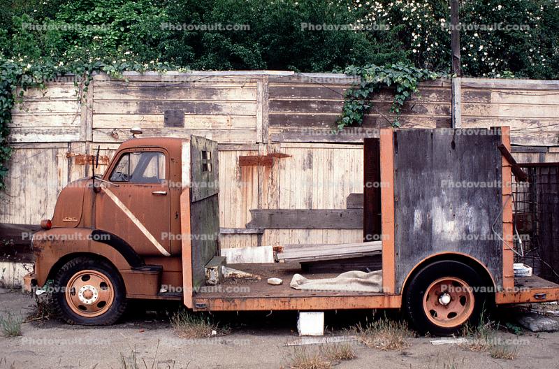 Rusting Truck, GMC, Rust, Jimmy