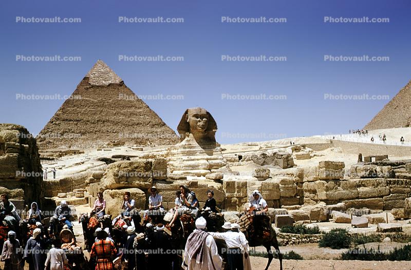 Great Pyramid of Cheops, Sphinx