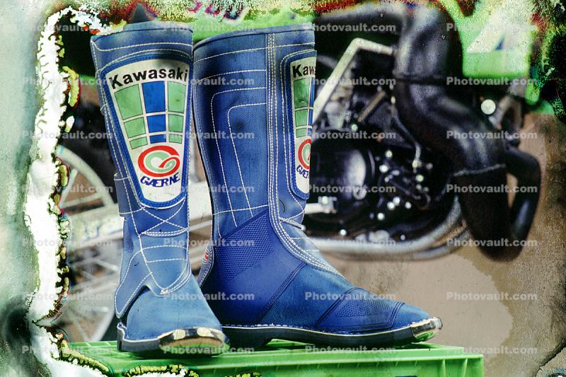 Kawasaki Boots