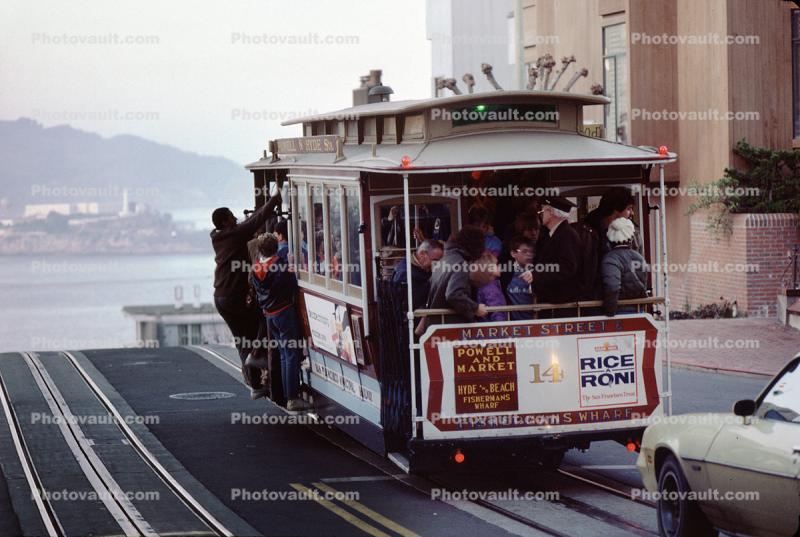 Sky Advertising, downtown-SF, Powell Street at Union Square, CC celebration June 21 1984, 1980s