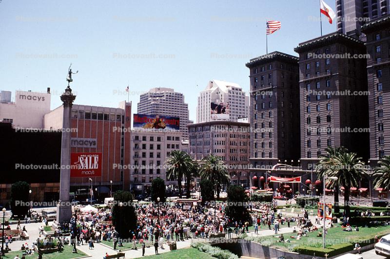 Union Square, Bell Ringing Contest, Macy's, buildings, downtown, downtown-SF, Saint Francis Hotel