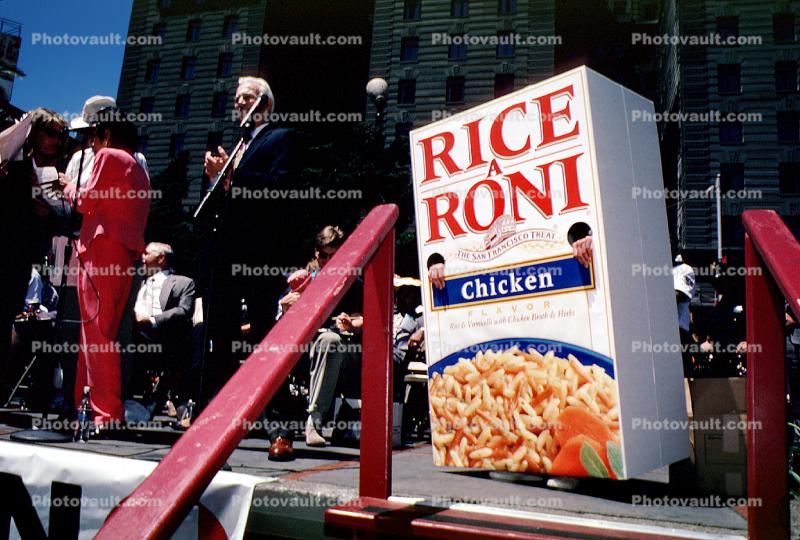 Rice-A-Roni, Union Square, Bell Ringing Contest, downtown, downtown-SF