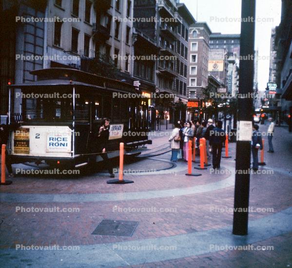 2, Market Street Turntable, Rice a Roni, Powell Street, buildings, shops, 1977, 1970s