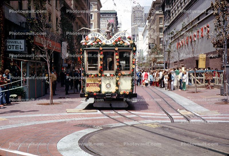 Cable Car Centennial, 1873-1973, Turntable, Turnaround, Powell Street, Woolworth's, head-on, decorated, August 1974, 1970s
