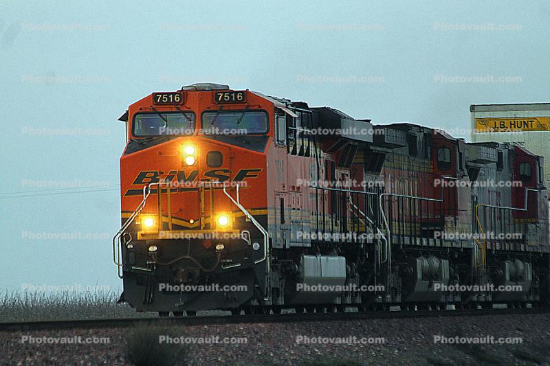 BNSF 7516, GE ES44DC, Locomotive, Power, Orange