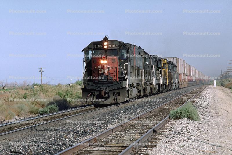 SP 9185, EMD SD45T-2, Southern Pacific, Thermal, California