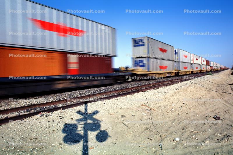 Railroad Crossing, American President Lines, APL, Piggyback Container, Piggyback, Caution, warning, intermodal