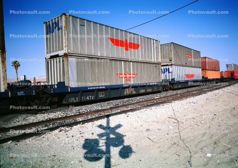 Railroad Crossing, American President Lines, APL, Piggyback Container, Piggyback, Caution, warning, intermodal