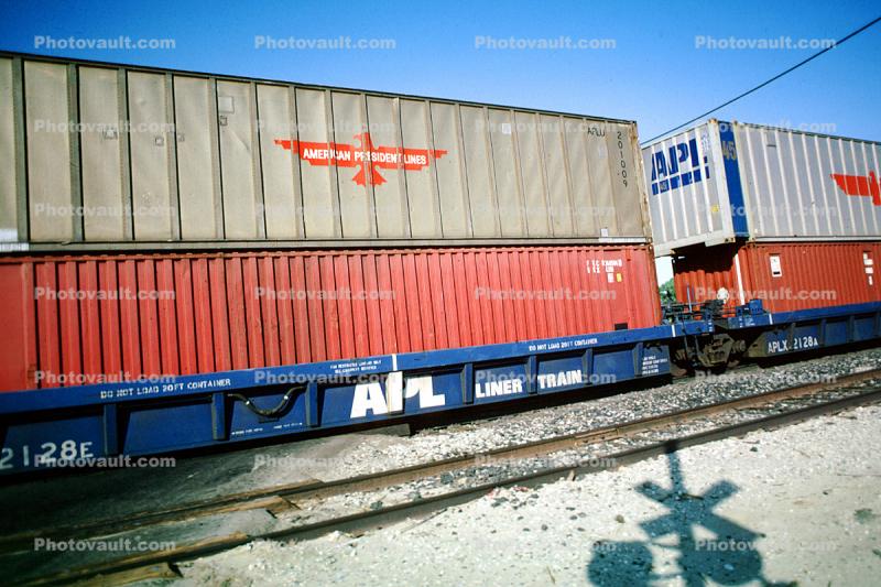Railroad Crossing, American President Lines, APL, Piggyback Container, Caution, warning, intermodal