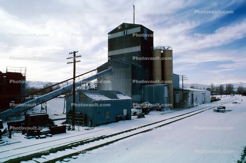 Silo, buildings, Snow, Ice, Cold, Frozen, Icy, Winter, 31 December 1992