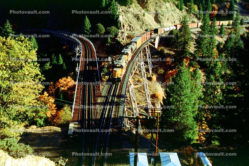 Keddie Wye, Junction, Feather River Canyon Route, Keddie, California, Sierra-Nevada Mountains, Union Pacific Train, Bridge
