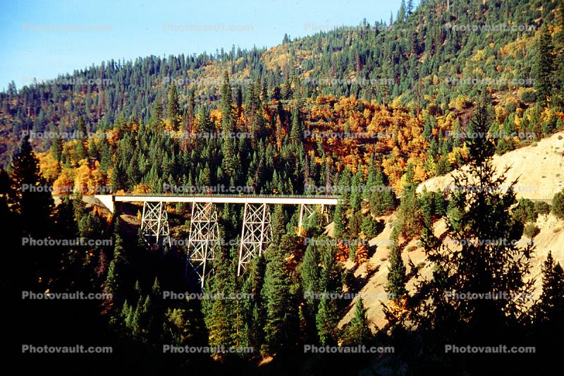 Railroad Bridge, Feather River Canyon Route, California, Sierra-Nevada Mountains