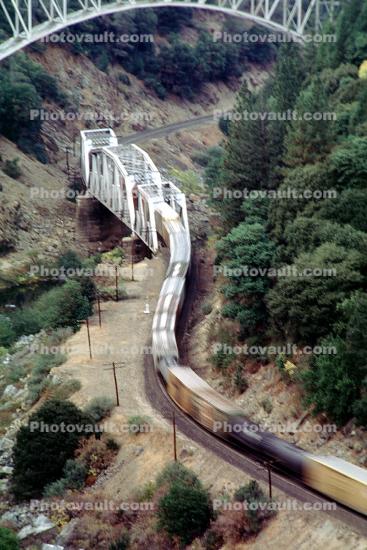 Feather River Canyon, Sierra-Nevada Mountains, State Route 70, Trestle Bridge, Arch Brige, Union Pacific Train, 24 October 1994